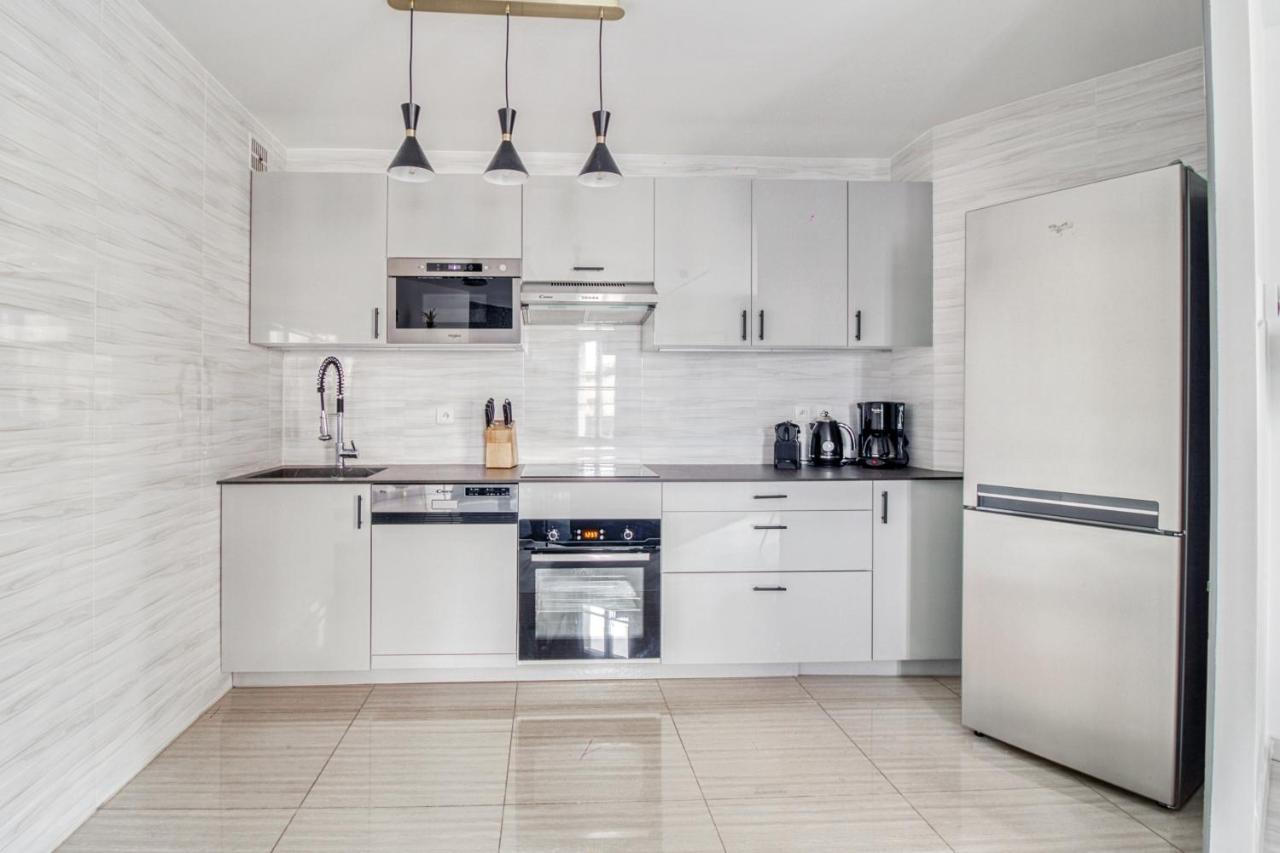 Magnifique Appartement A Quelques Pas Du Val D'Europe #17 Serris Luaran gambar